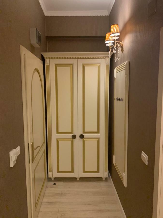 Hotel Goya Collection Târgu Jiu Екстериор снимка